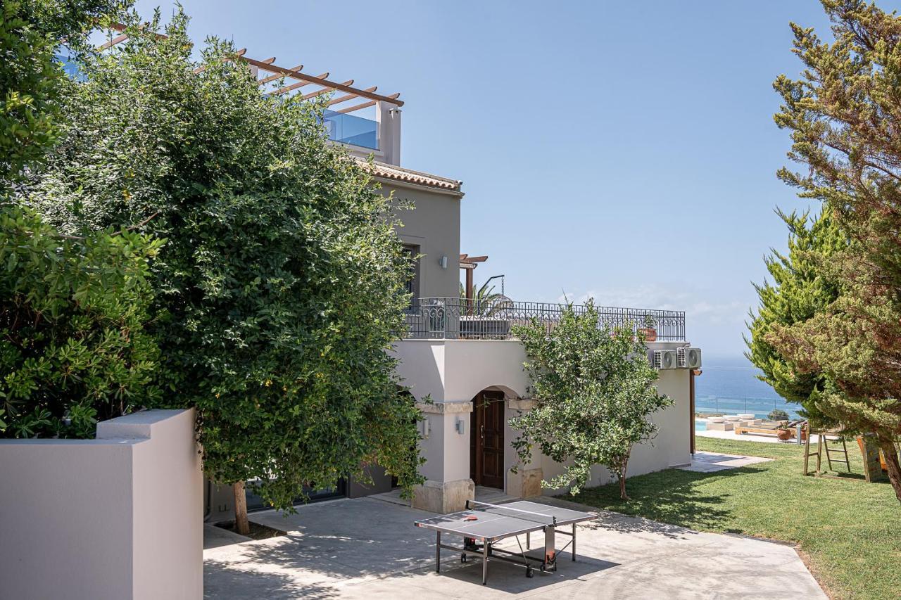 Villa Heora - The Floating Residence Tria Monastiria Exterior photo